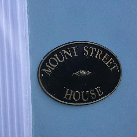 Mount Street House Panzió Brecon Kültér fotó